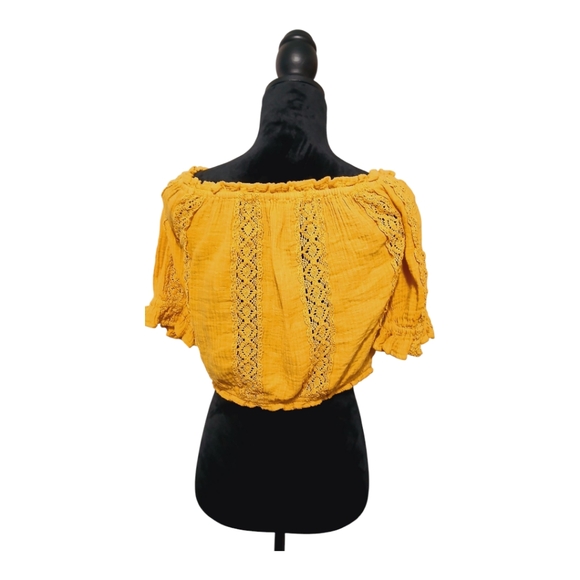 Yellow off the Shoulder Crop Shirt American Eagle Size M - Picture 4 of 5